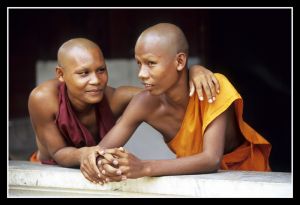 Buddhist Monks_16.jpg